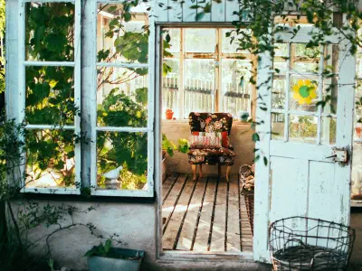 Featured image for Curating for @WeAreRLadies on Twitter