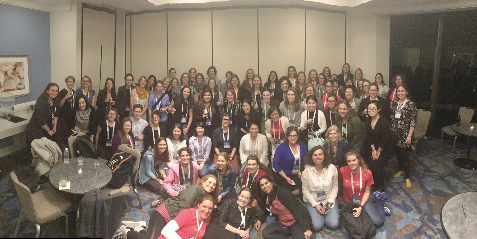 RLadies+ members gathered for a group photo at the useR! 2018 conference